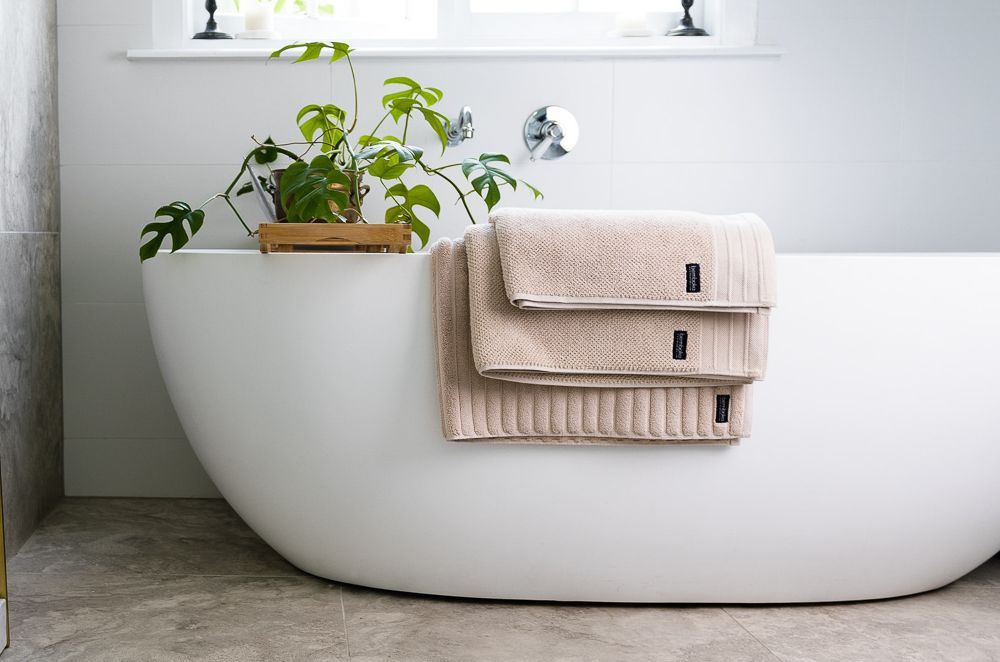 jacquard-towels-video-thumbnail-4-v2.jpg