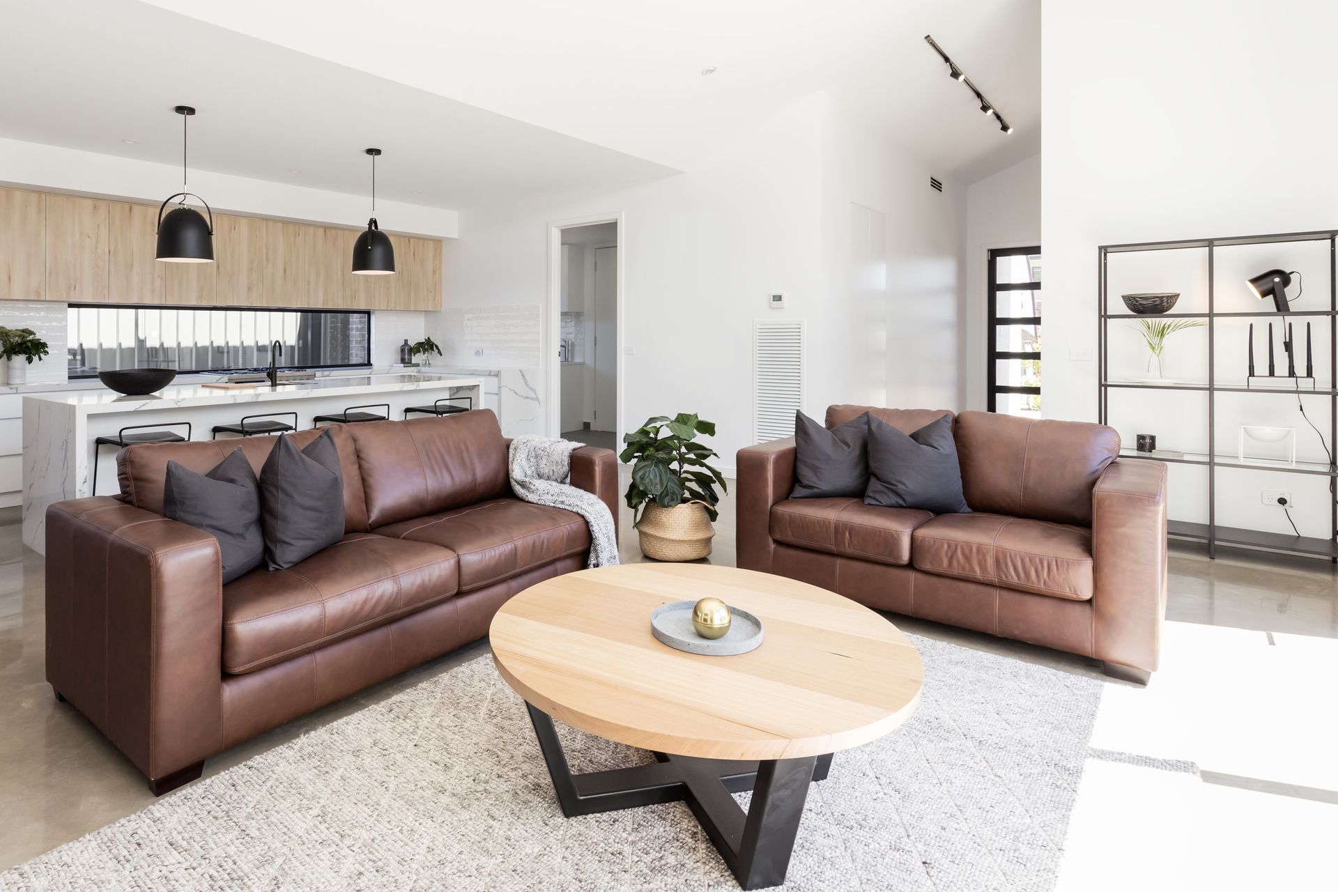 Combining a ducted central heating system with Lossnay Fresh Air Heat Recovery Ventilation maximises comfort and energy efficiency.