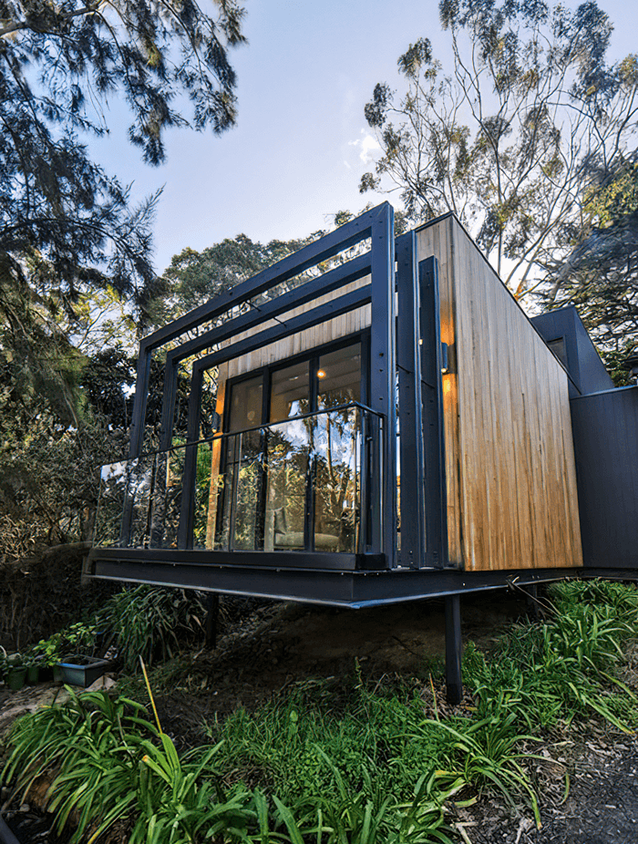 Piccadilly Retreat by Deslandes Design