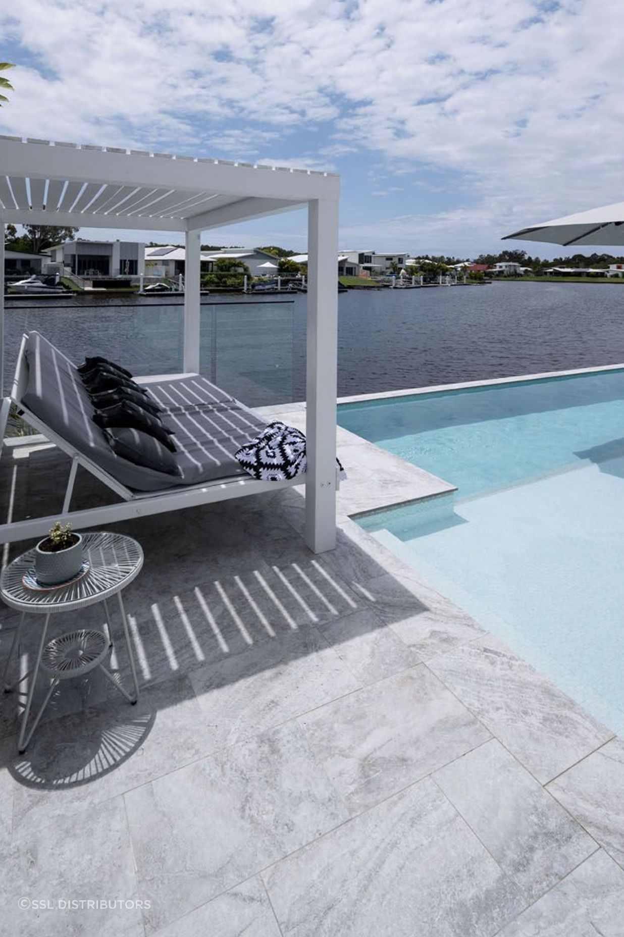 The CMP Porcelain tile in 'platinum travertine'.