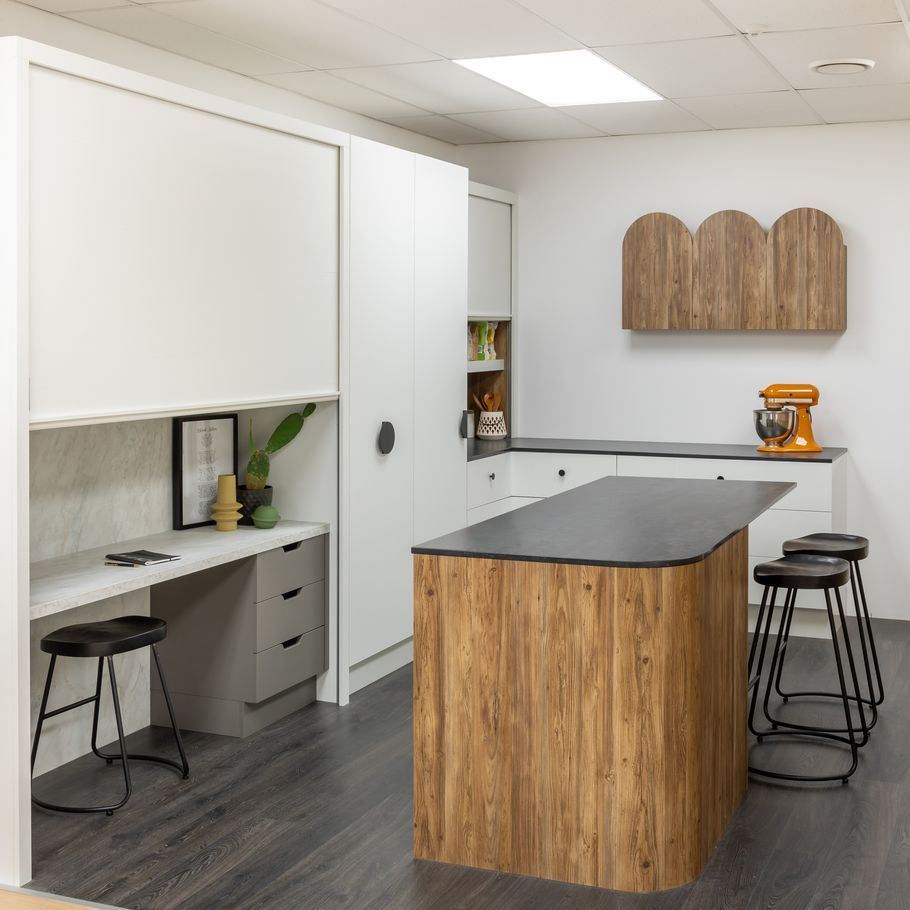 Roller doors make a comeback: new design possibilities for seamless spaces