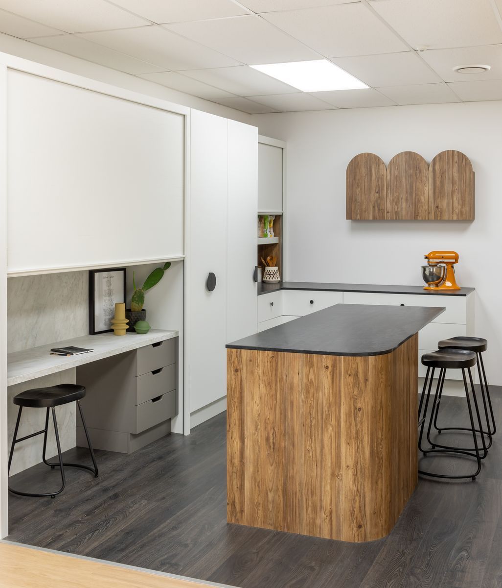 Roller doors make a comeback: new design possibilities for seamless spaces
