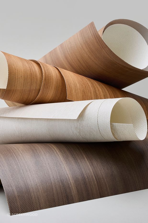 UV-stable, scratch-resistant and water-resistant.