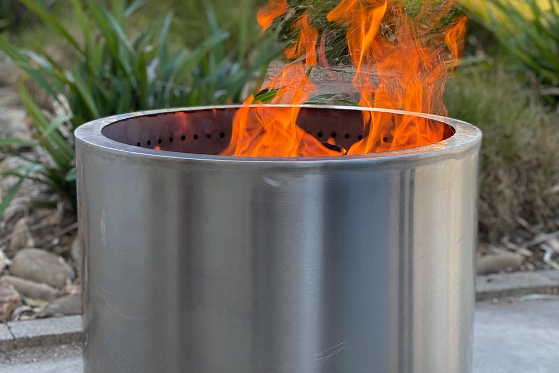 visionline-smokeless-firepit.jpg