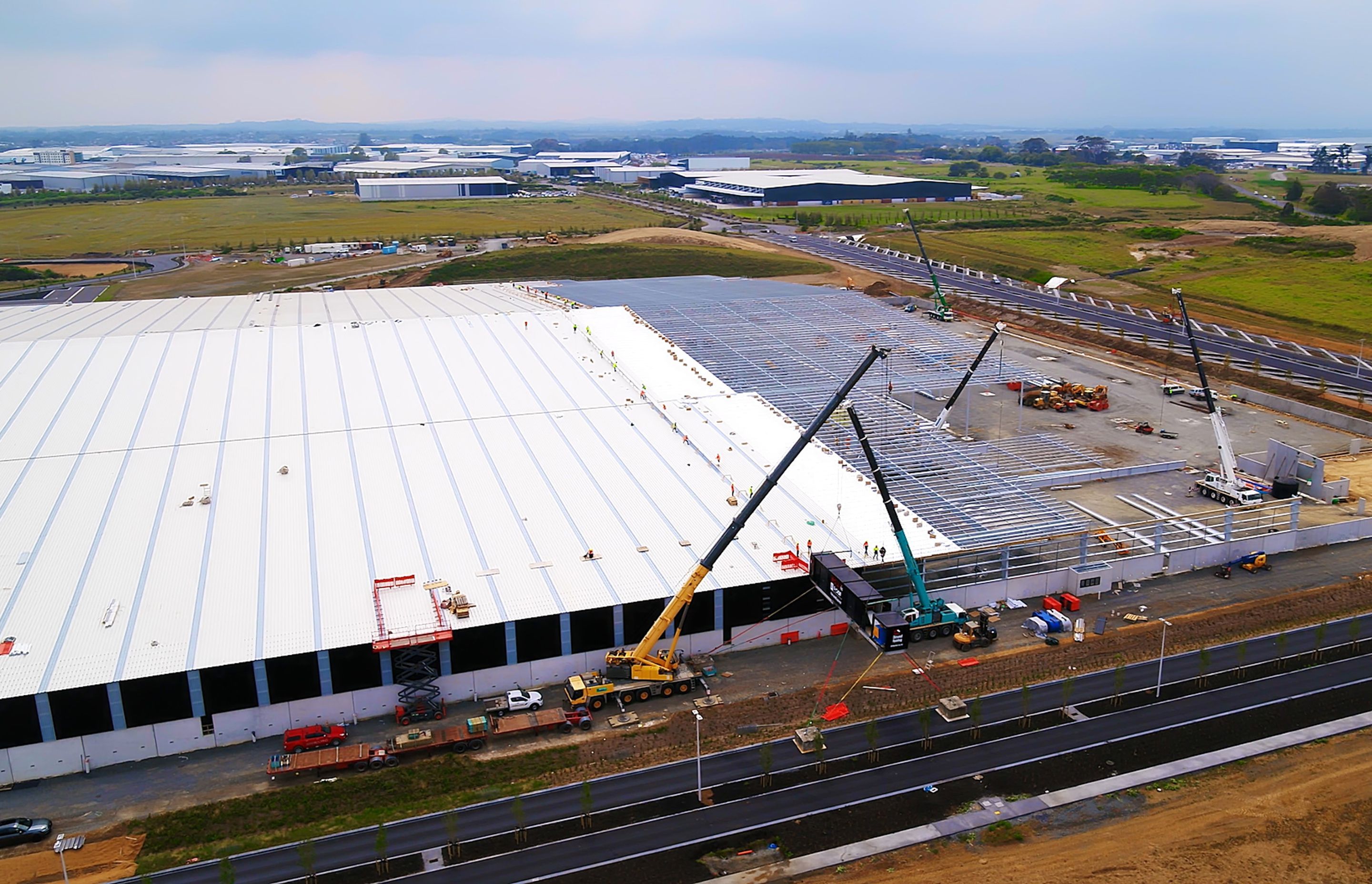 Roll to Roof: The future of large-scale industrial roof installations