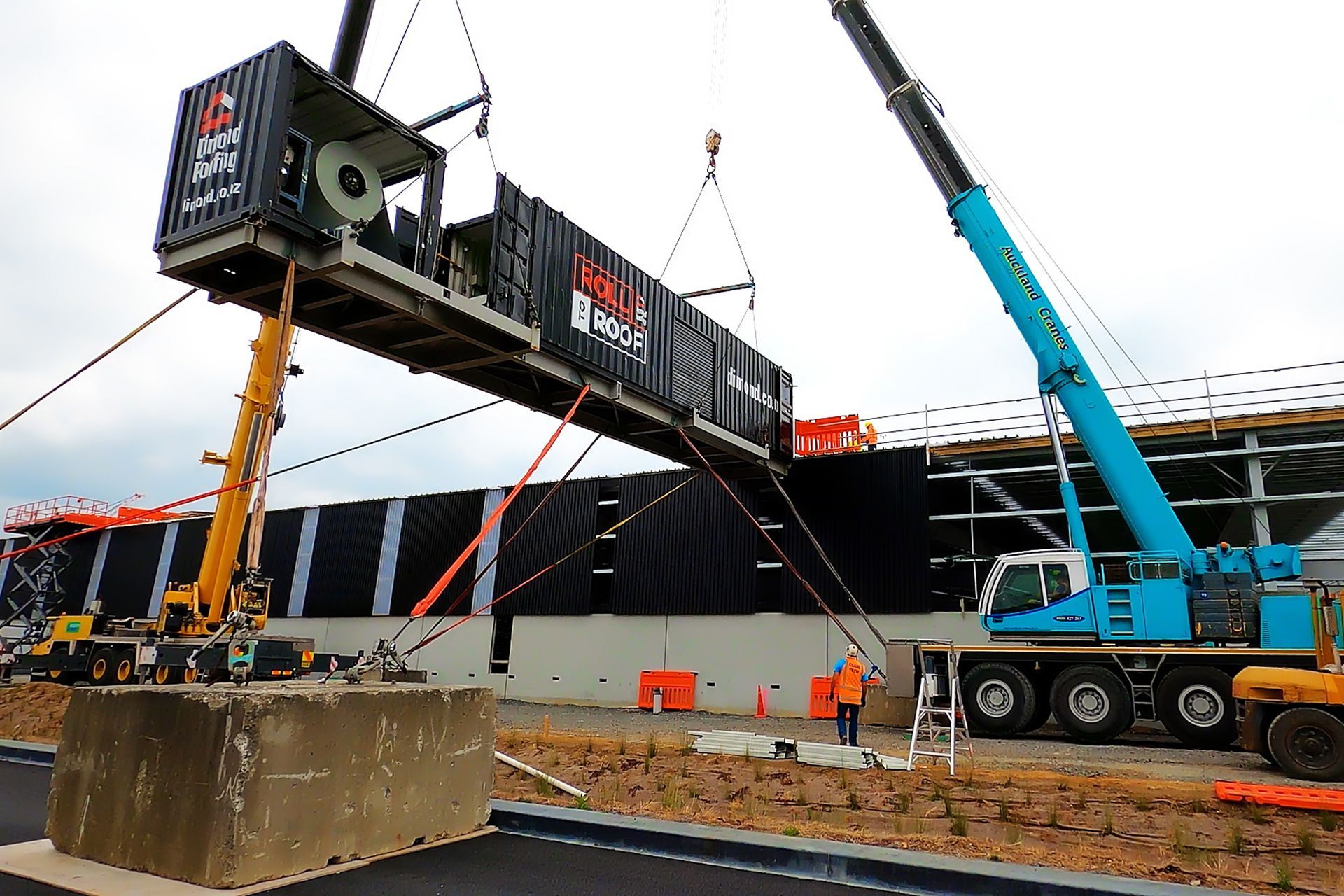 Roll to Roof: The future of large-scale industrial roof installations