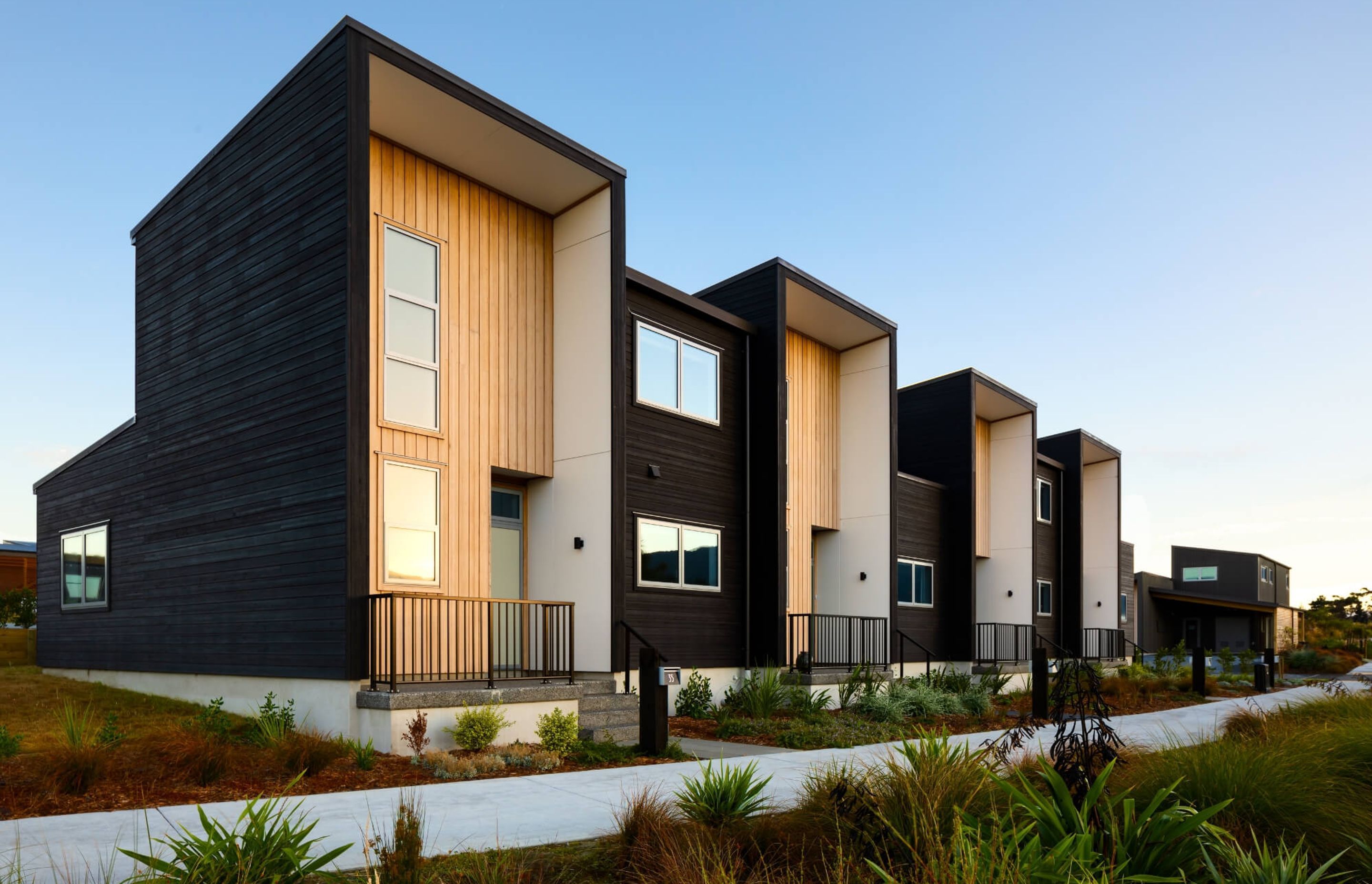 Abodo - Vulcan Dark Coated Weatherboards