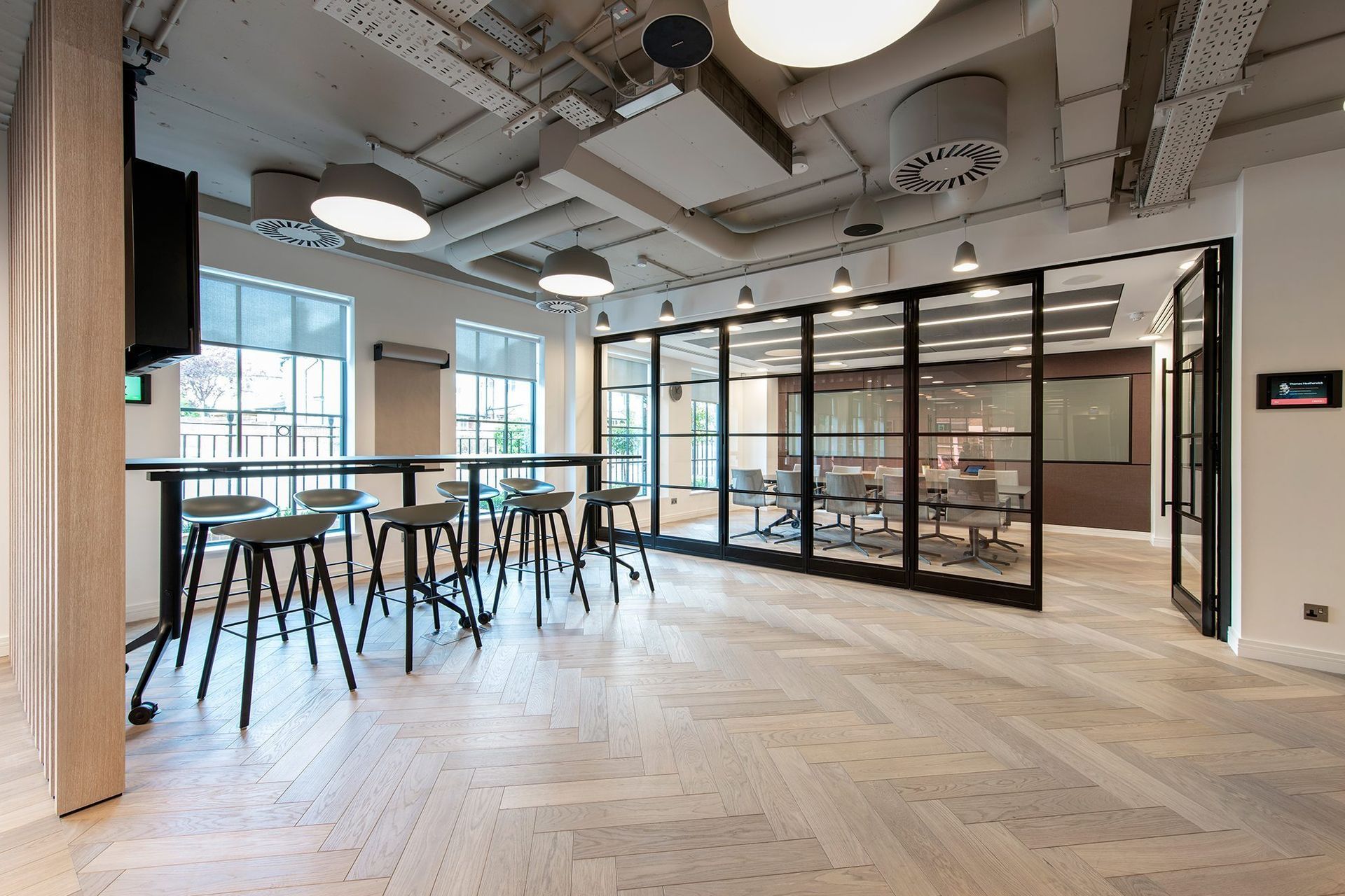 Herringbone wood flooring – Fendi Herringbone Venture Plank