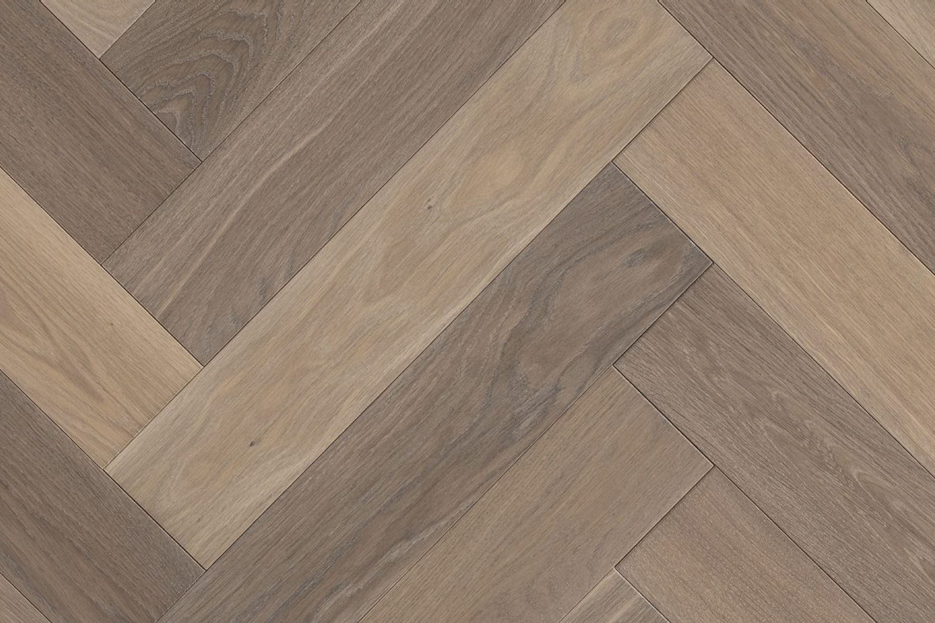 Herringbone wood flooring – Fendi Herringbone Venture Plank