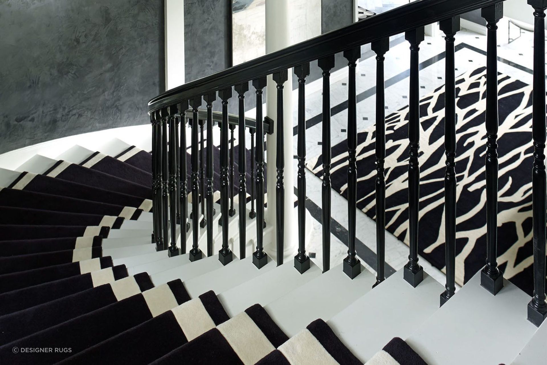 Custom hand-tufted stair runner | Designer: Greg Natale | Photographer: Anson Smart