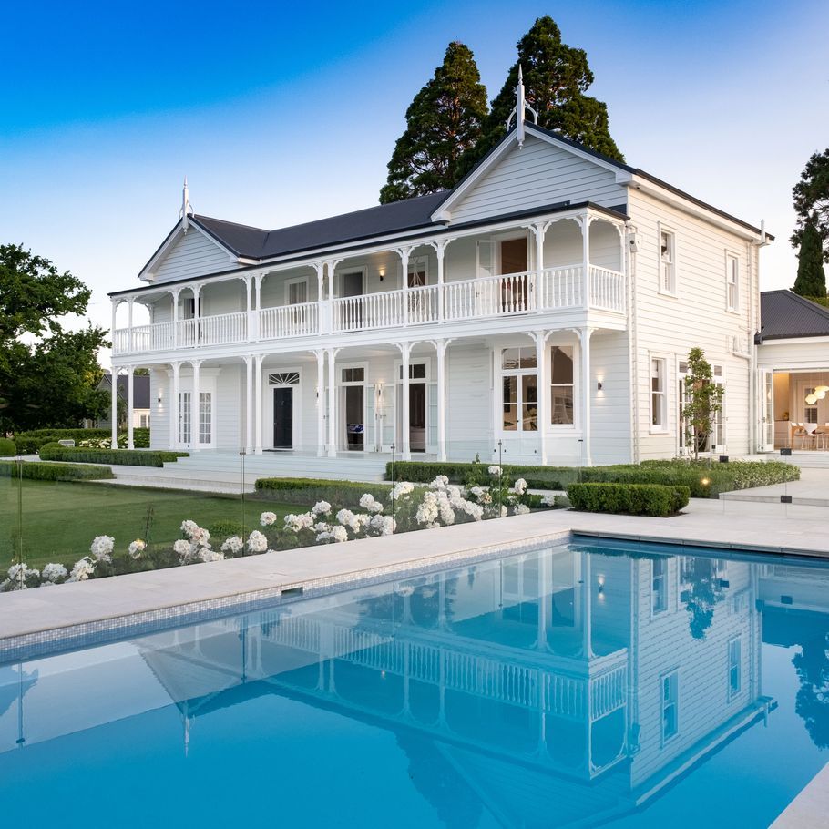 Discover the Advantages of Bespoke Joinery