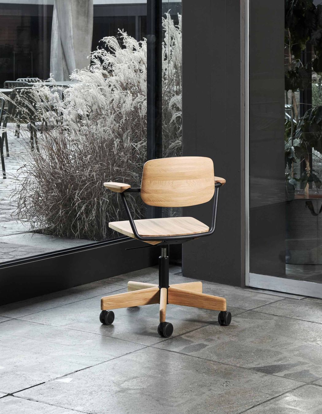 giroflex 150 in Nature finish