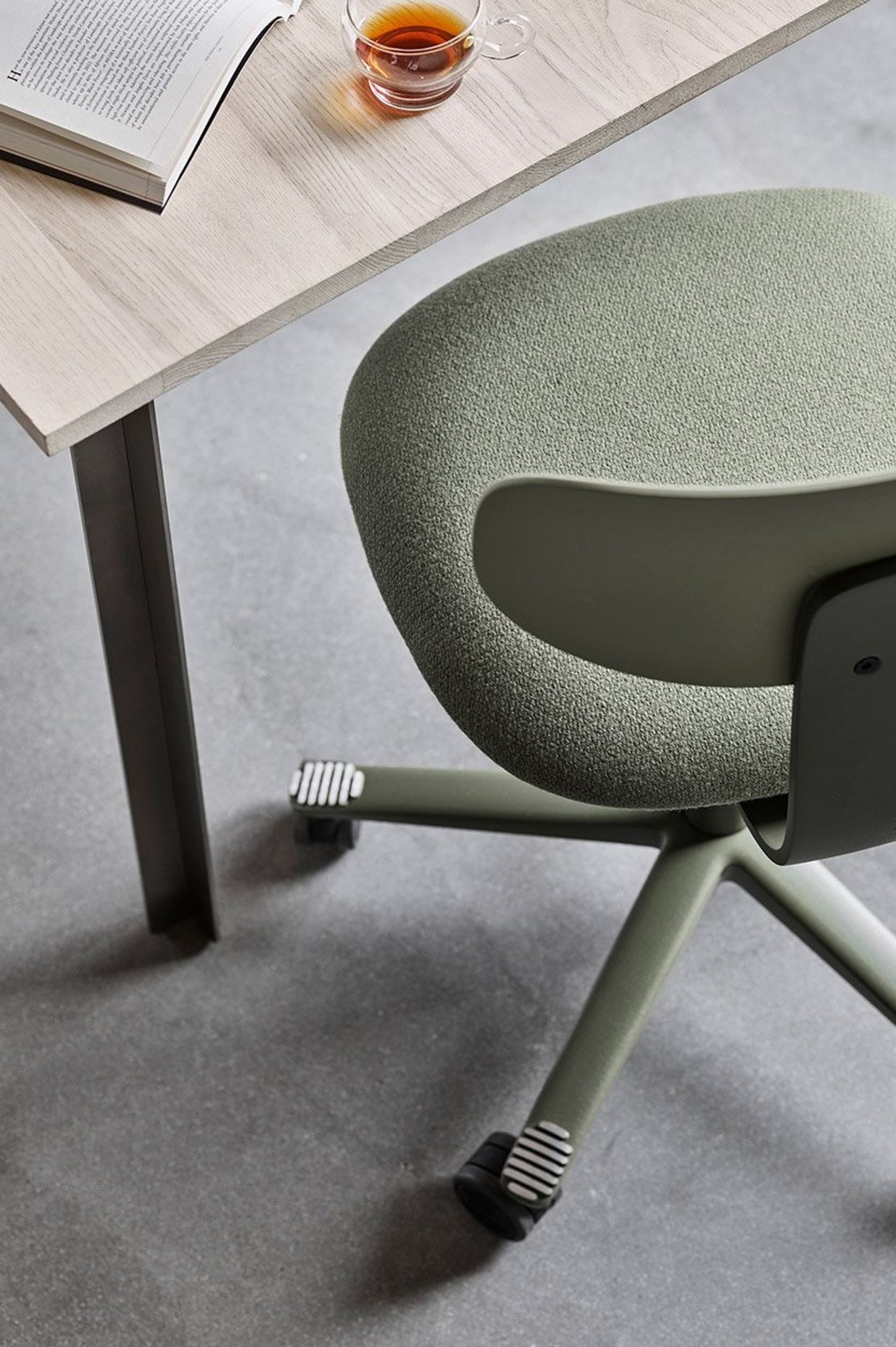 Flokk design HÅG Tion has the following ecolabels: GREENGUARD Gold, as well as an independently verified EPD