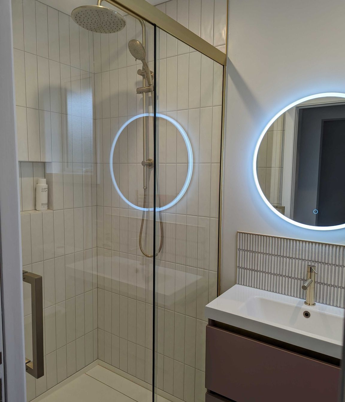 Bathrooms need to be uncluttered and easy to move about in. However, accessibility shouldn't mean less focus is placed on the look and feel of the space.