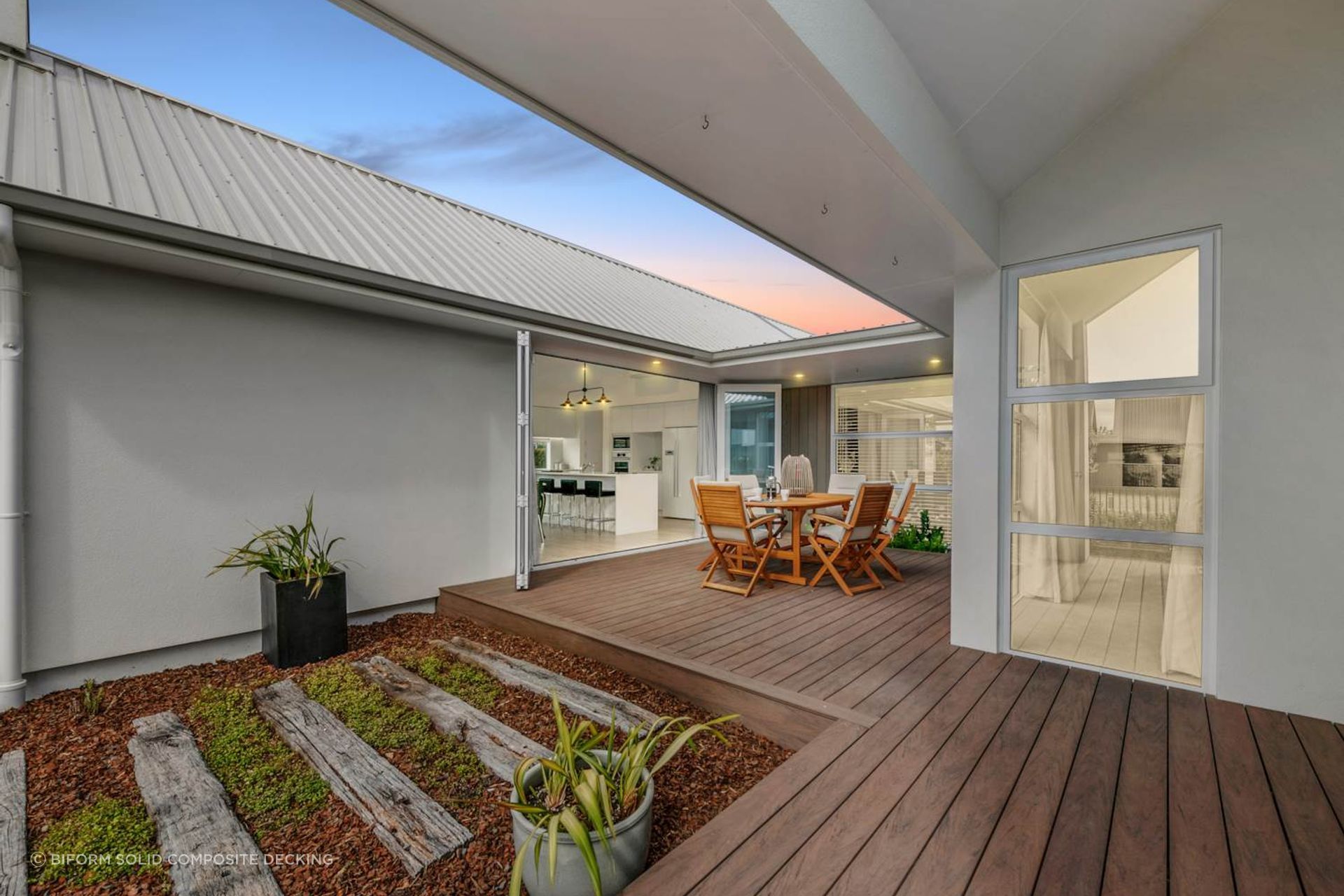 Composite is an ideal choice for coastal or humid areas like Auckland, Northland, or the West Coast.