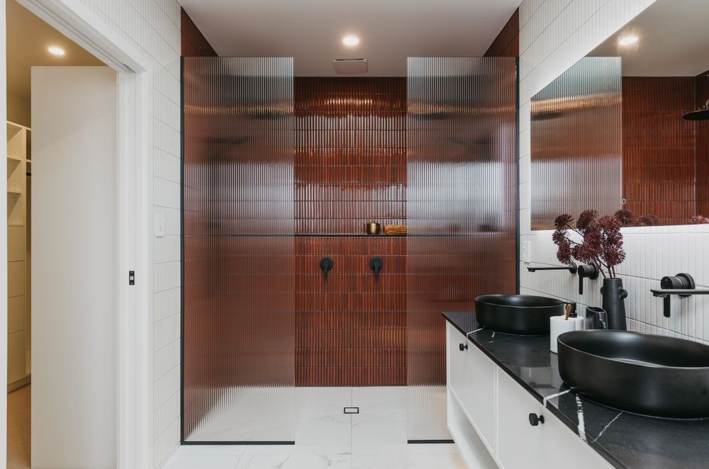 The Te Kahu Lane project is a good example of how a strong collaboration between builder, designer and client can result in a highly detailed home.