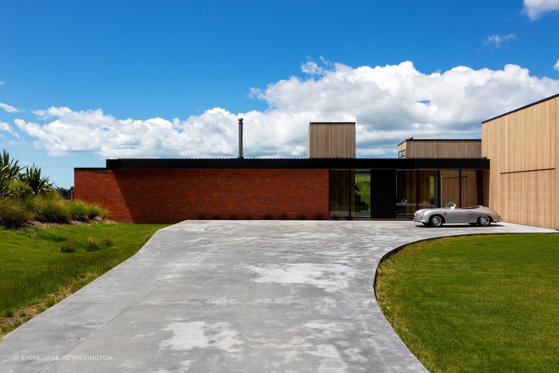 Matarua Rise: A modern family home in rural Hawke's Bay by Dorrington Atcheson Architects, featuring a striking design that harmonizes with its stunning views and natural surroundings.