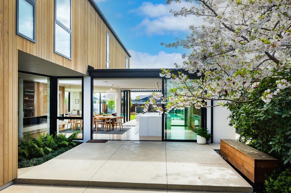 Daryl Hewitt arrived on site in 2013 with the understanding this St Albans home would be a quick renovation. After a conversation to understand the client's needs, the project quickly turned into a full rebuild, which DJ Hewitt Builders were able to achieve aligning with the same budget the homeowners had put aside for the renovation.