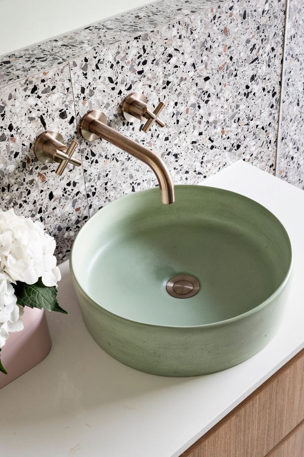 Round Cross Handle Jumper Valve Wall Top Assemblies - Champagne by Meir