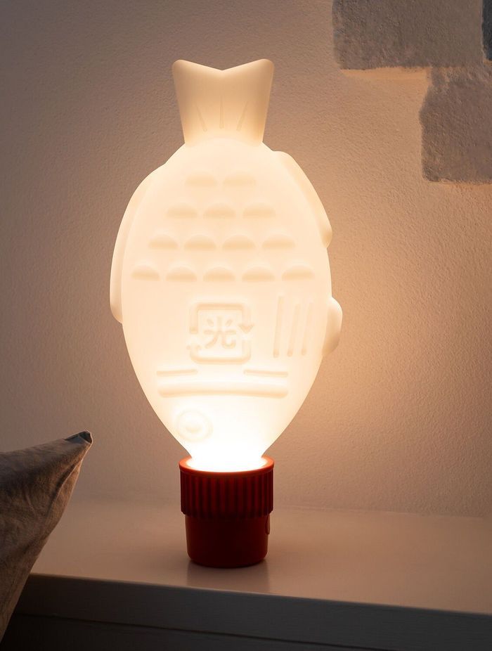73854056146-heliographlightsoylamp011500991f924b-4d3a-4217-a8d0-cf7a7a7cb1a6-v3.jpg