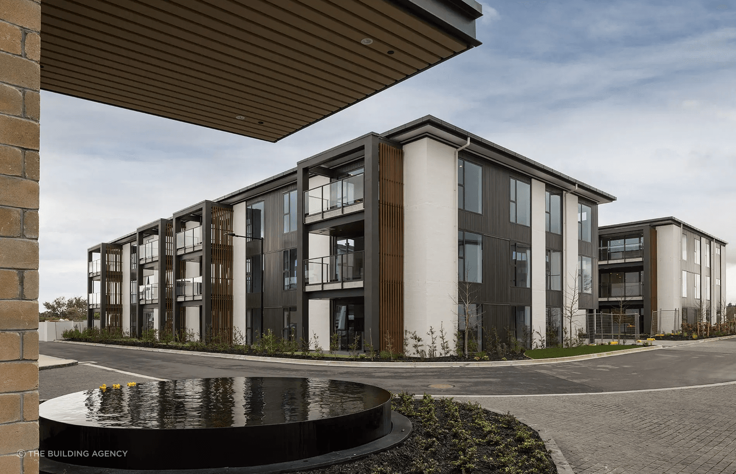AliClad aluminium weatherboards offer architects, builders, and developers a robust exterior cladding option.