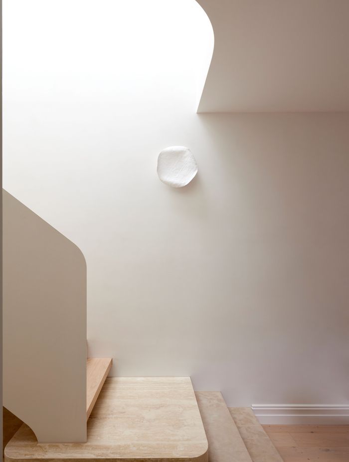 Curves are a popular design feature in contemporary architecture,