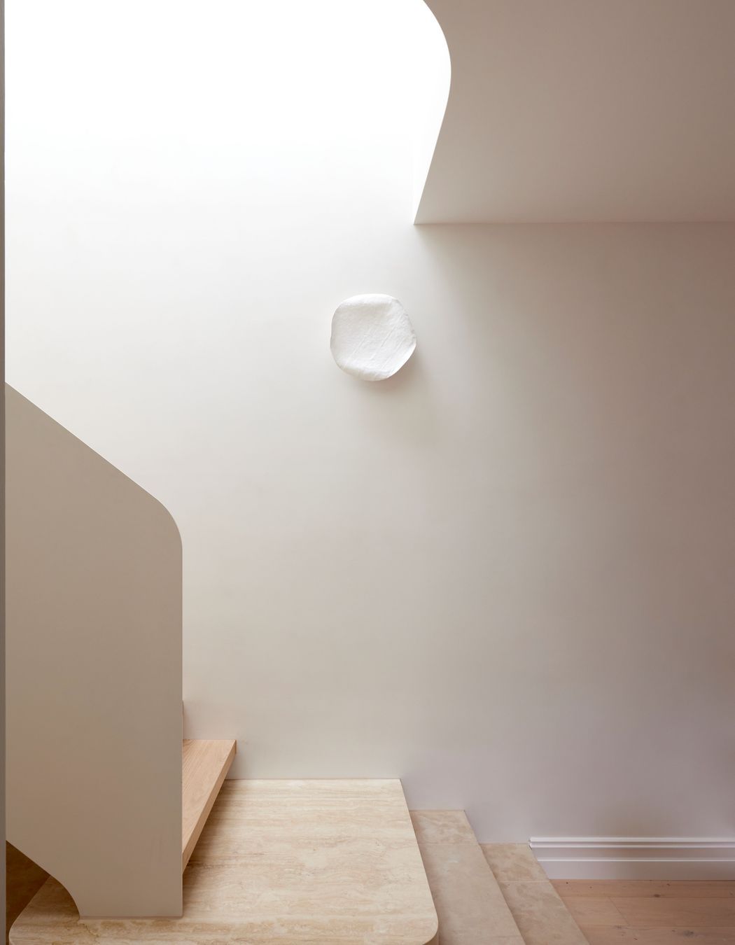 Curves are a popular design feature in contemporary architecture,