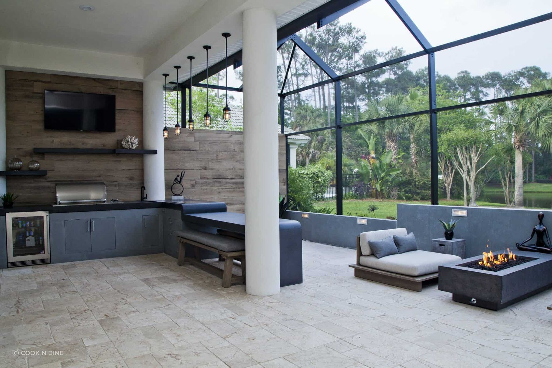 CND-teppanyaki-built-in-M80-custom-outdoor-kitchen31-credit-Cascade-Outdoor-Design-2048x1365.jpg