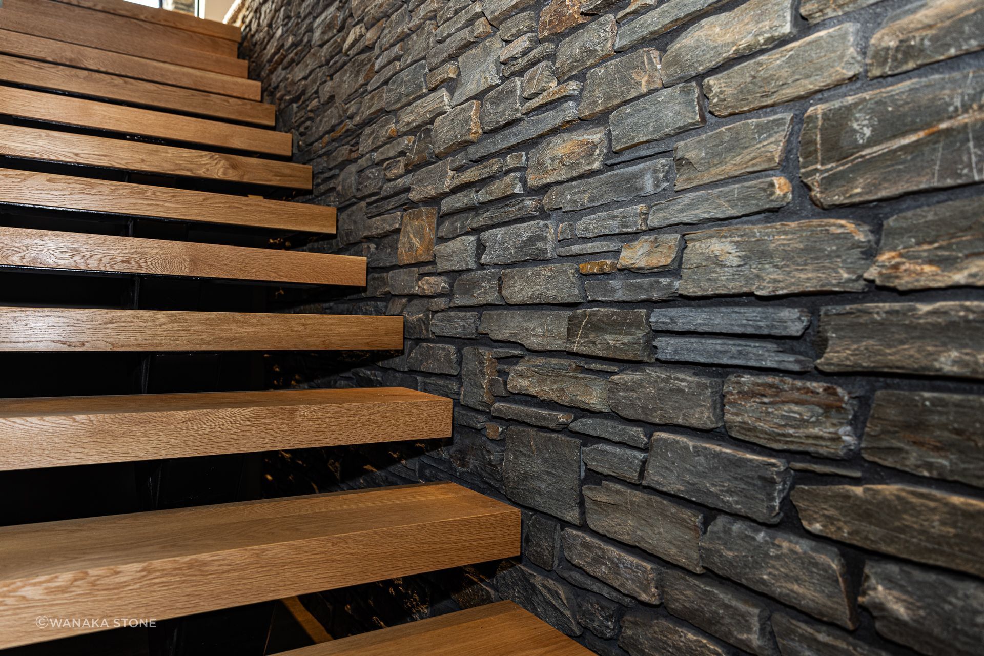 Cluden-with-wooden-stairs.jpg