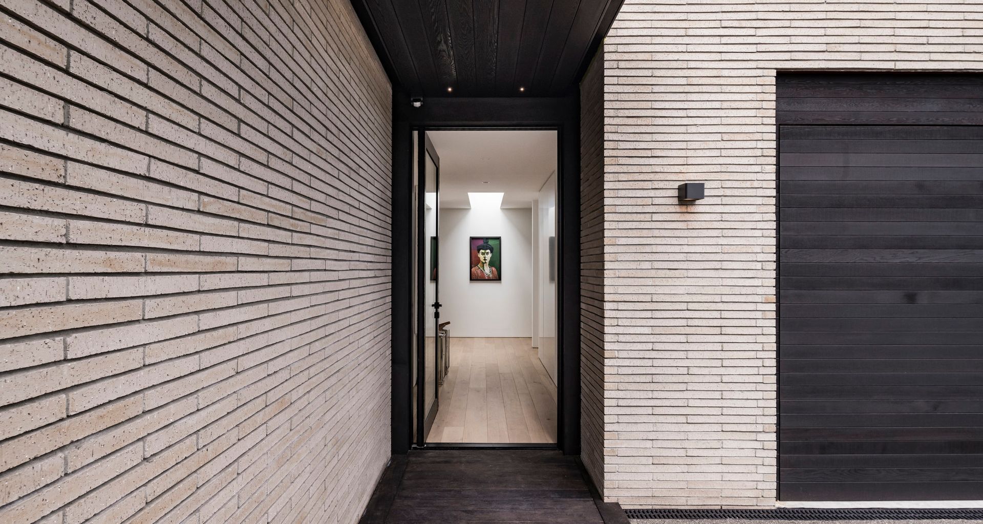 Create Range Bricks from Canterbury Clay Bricks. | Photography: Stephen Goodenough Photography