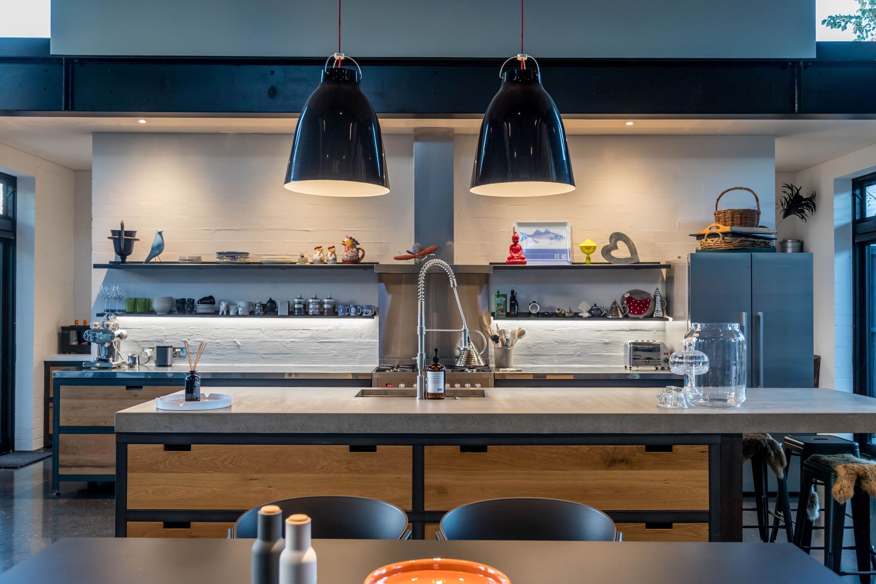 A great example of the industrial aesthetic in this modern city home.