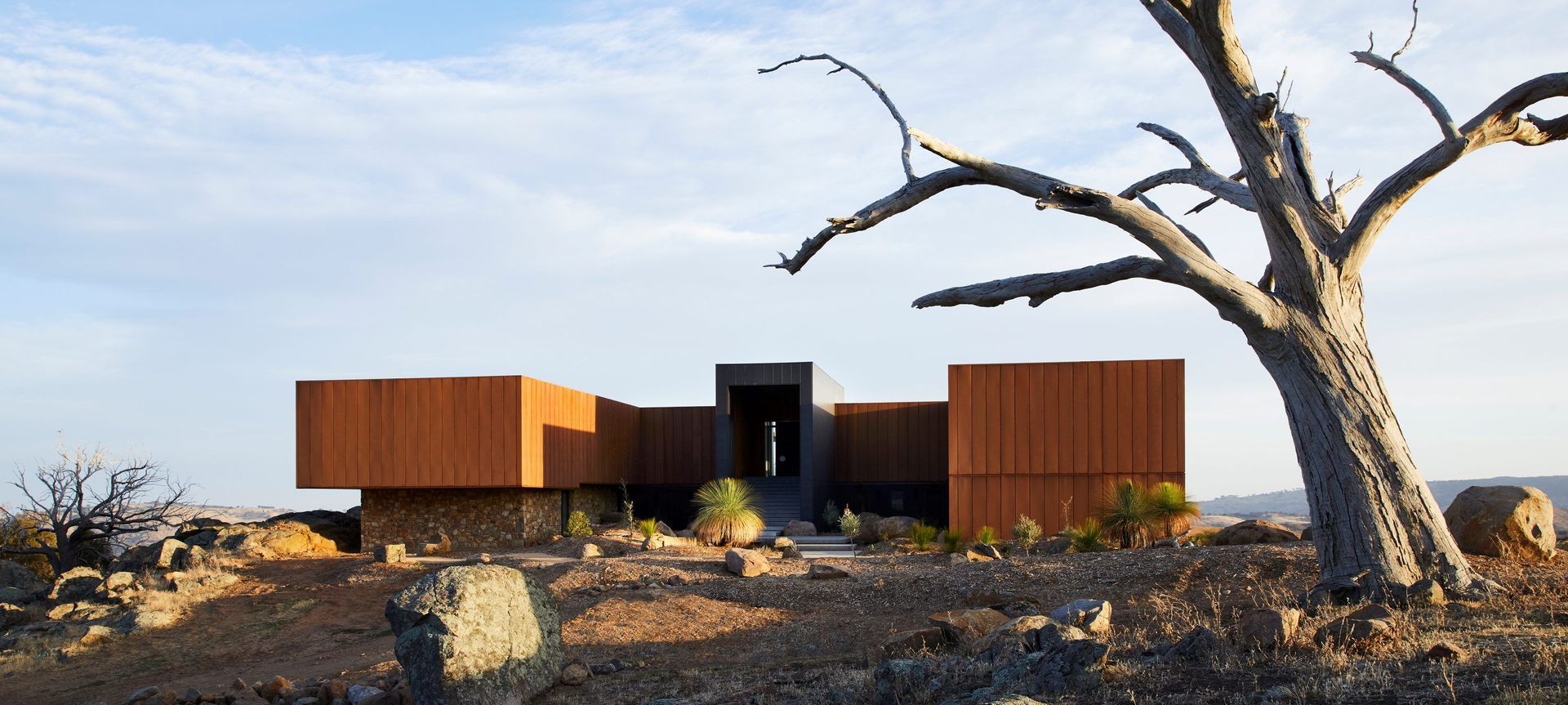 A spectacular new country home in Victoria by My Architect. | Photography: Armelle Habib