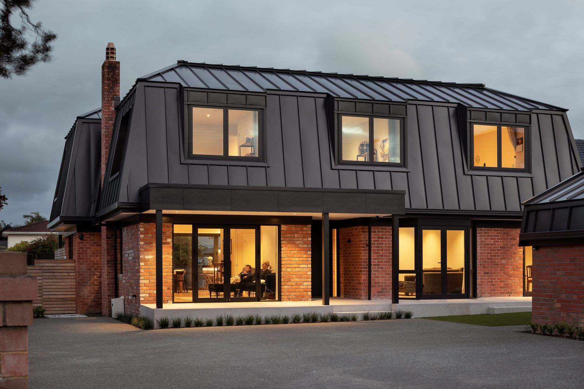Standing seam roofs like Euroline® Seamlok Roofing evokes European elegance and sophistication.