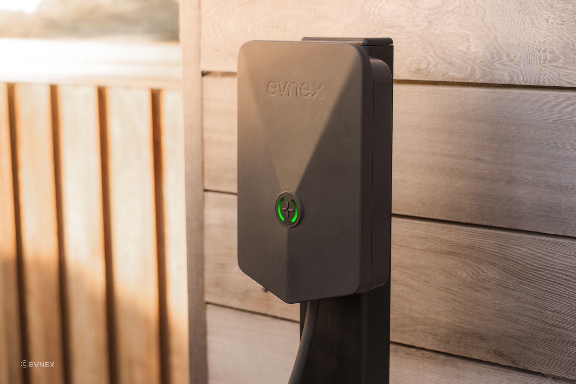 An elegant and sleek form, designed to become part of the home. | Featured product: E2 Core single-phase charger