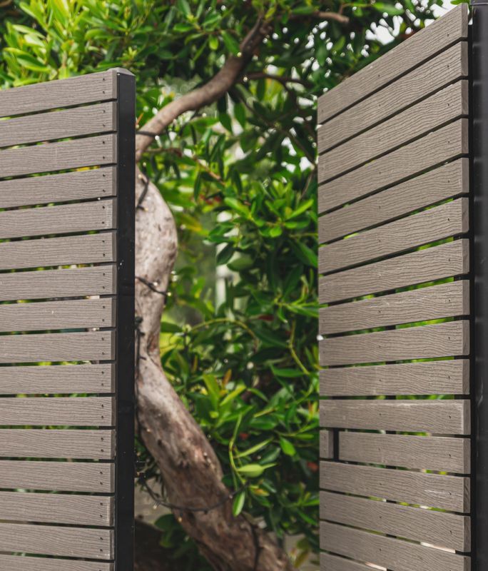 What is composite fencing and why is it so popular?