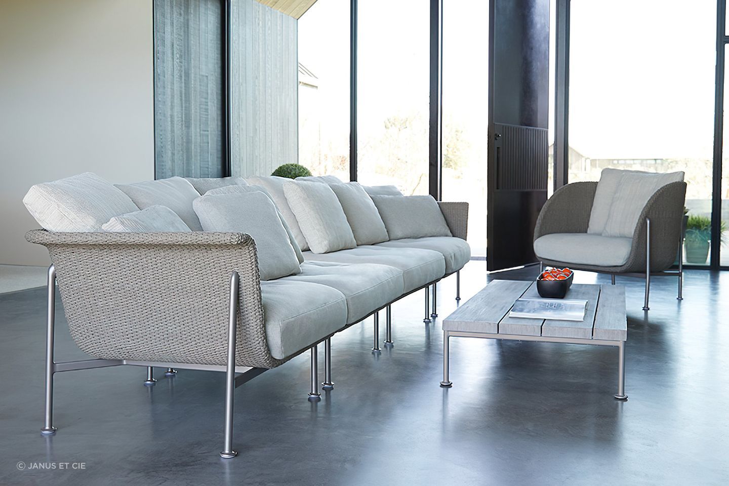 A chaise lounge can sometimes come as part of a wider furniture suite that includes a table and chairs. Featured product: Gina Module Center.