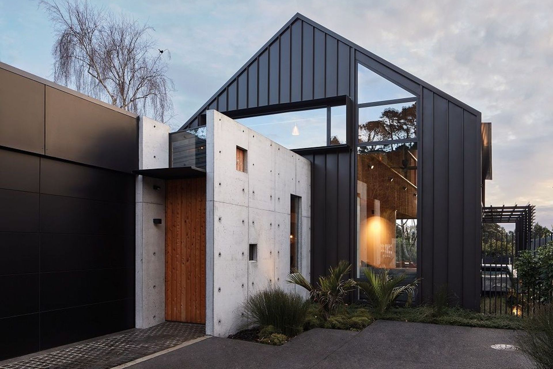 Genuine COLORSTEEL delivers the perfect blend of design flexibility, strength, and durability to protect the places New Zealanders live, work, and play.