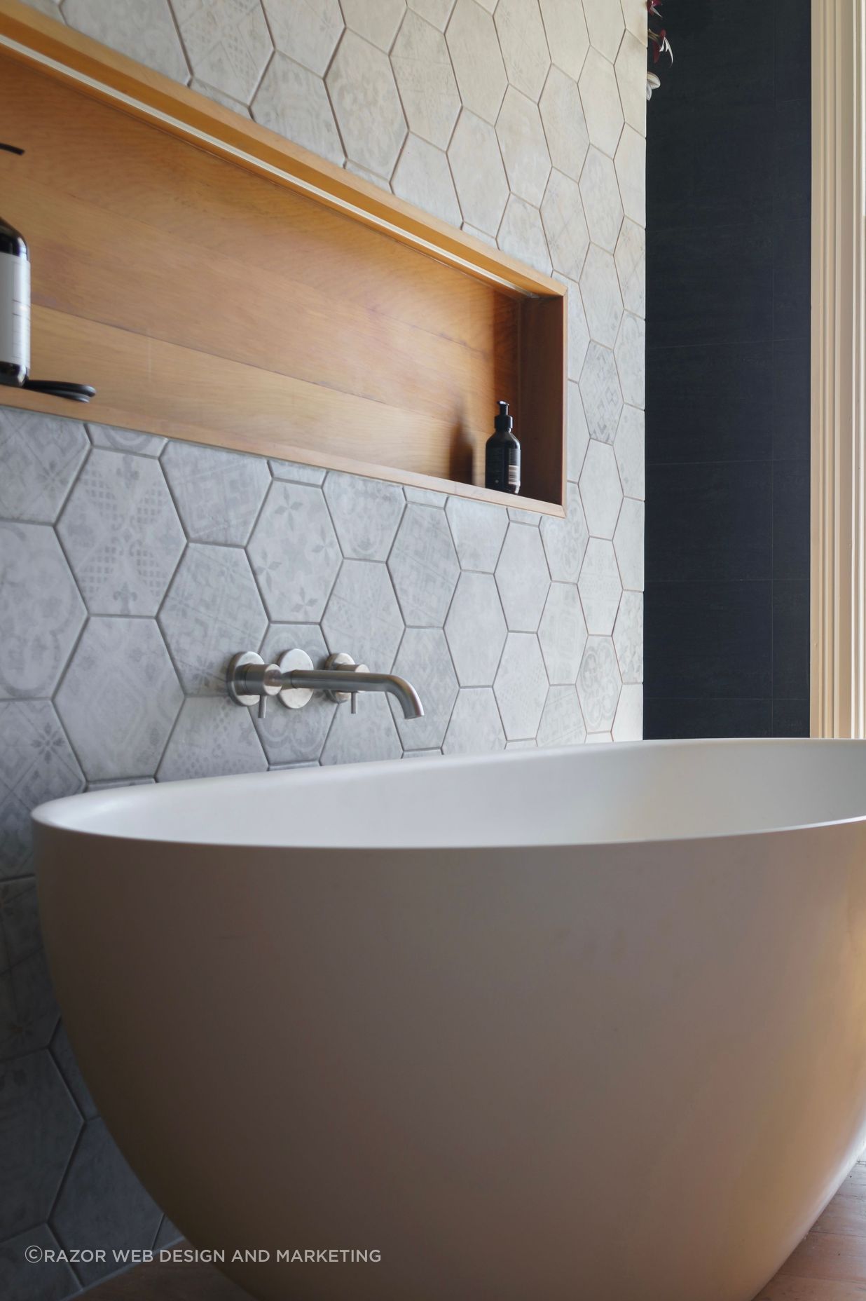 When looking for a builder, renovation experience is key. Always check for photos of previous renovation projects on the builder’s website or social media.