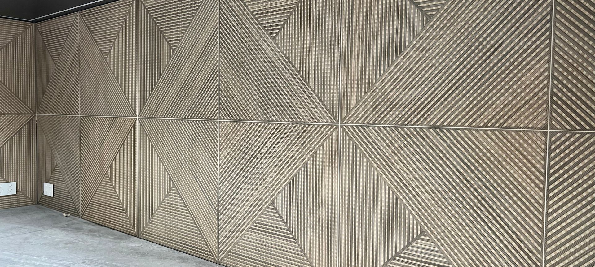 When it comes to detailed patter, Casa Ecco demonstrates how important it is to have an experienced tiler execute perfect tile alignment.
