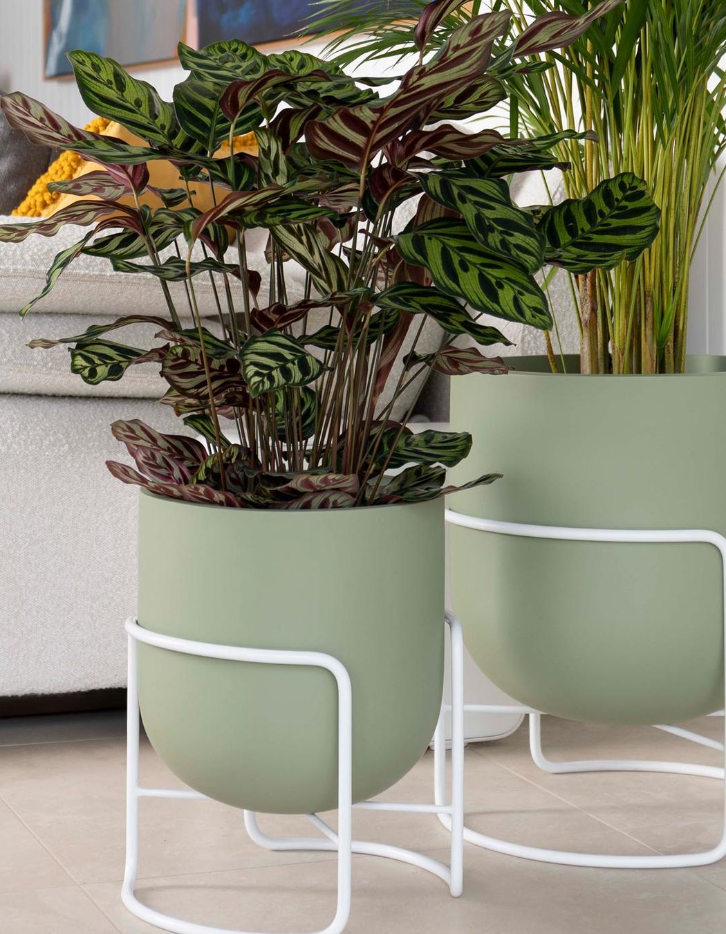 Planter Stand Bodo in Matte Olive Green