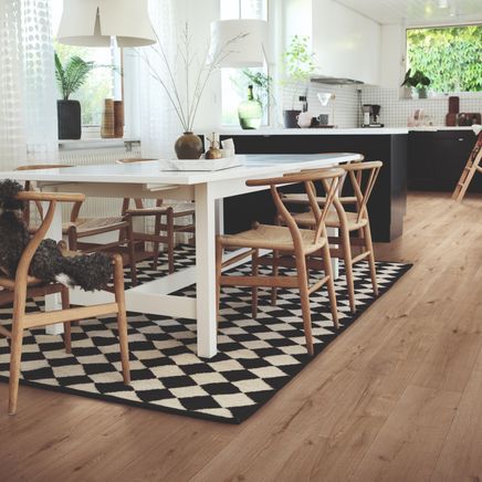 How to achieve an authentic timber look with laminate flooring