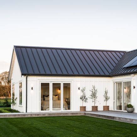 5 things you need to know about tray metal cladding and roofing