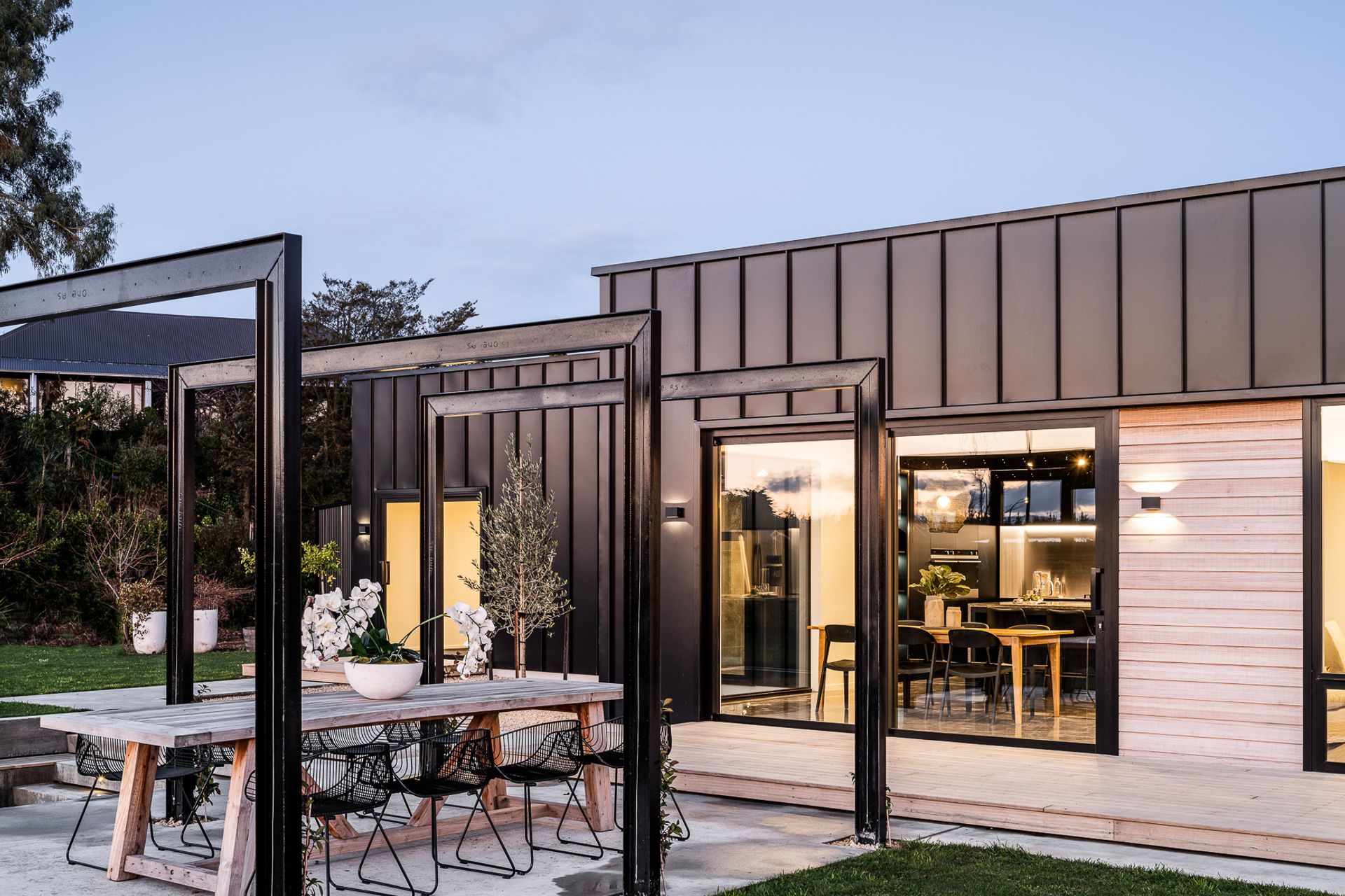 A stunning contemporary new-build using the popular dark tray cladding.