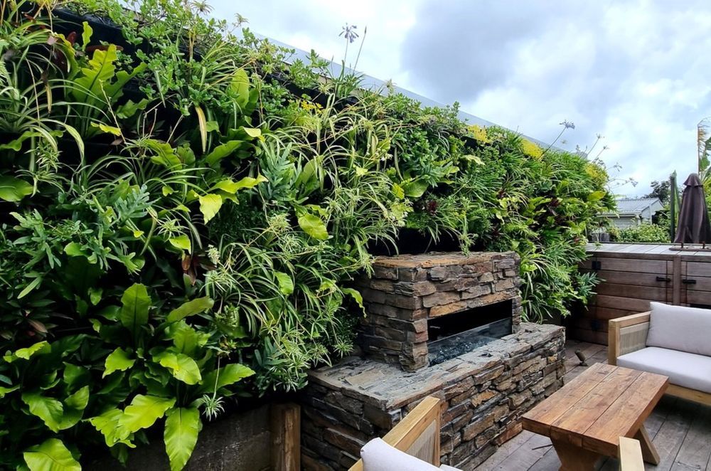 Living-Walls-By-Grasshopper-Gardens.jpg