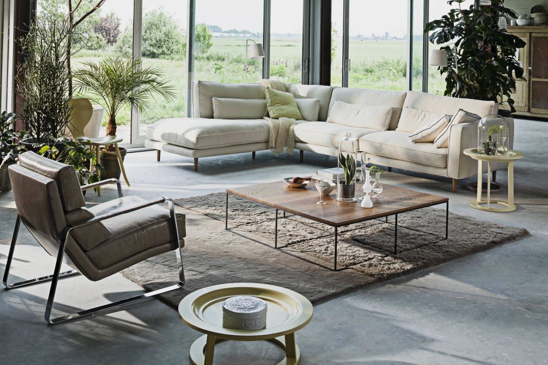 With a large option, like the Log Table by Roderick Vos for Linteloo, you can display a curated collection of art and decor.