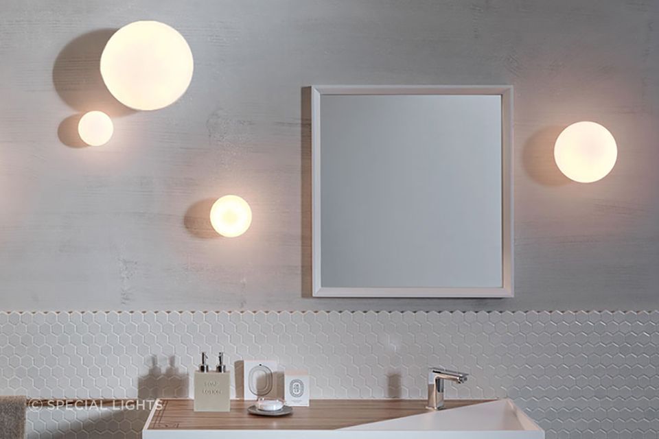 Lumi Sfera 9cm | Wall Light
By Special Lights
