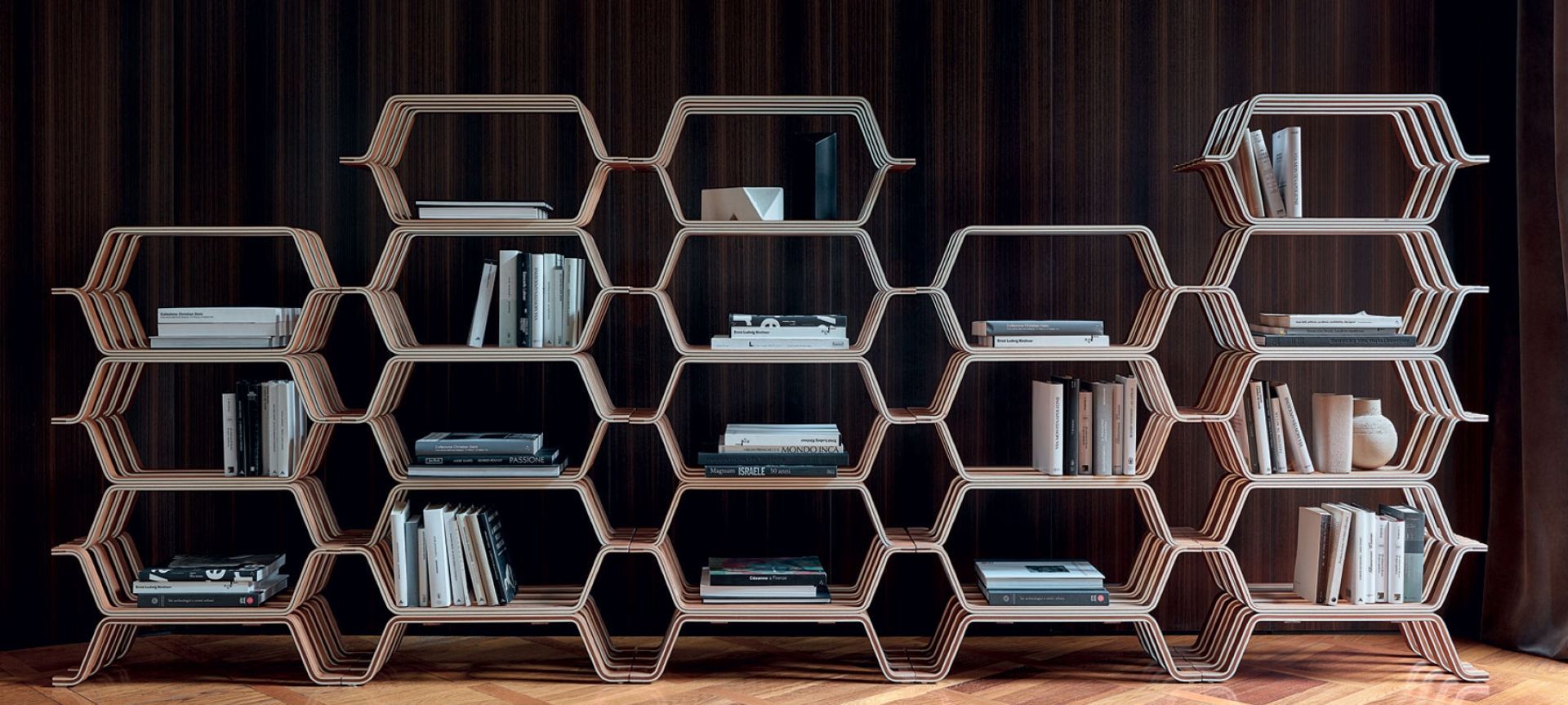 MHC.2 Bookcase by Molteni&amp;C.