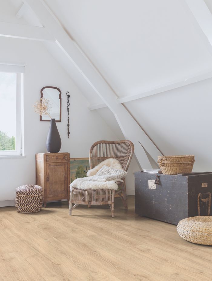 Available in a variety of styles and patterns, laminate looks like authentic timber.