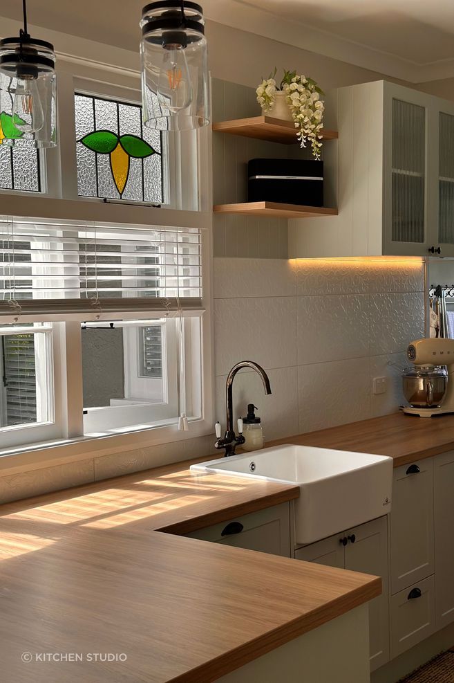 'Magnolia Cottage' by Kitchen Studio is a functional kitchen designed with plenty of storage whilst carrying the charm and cosiness of the home itself.