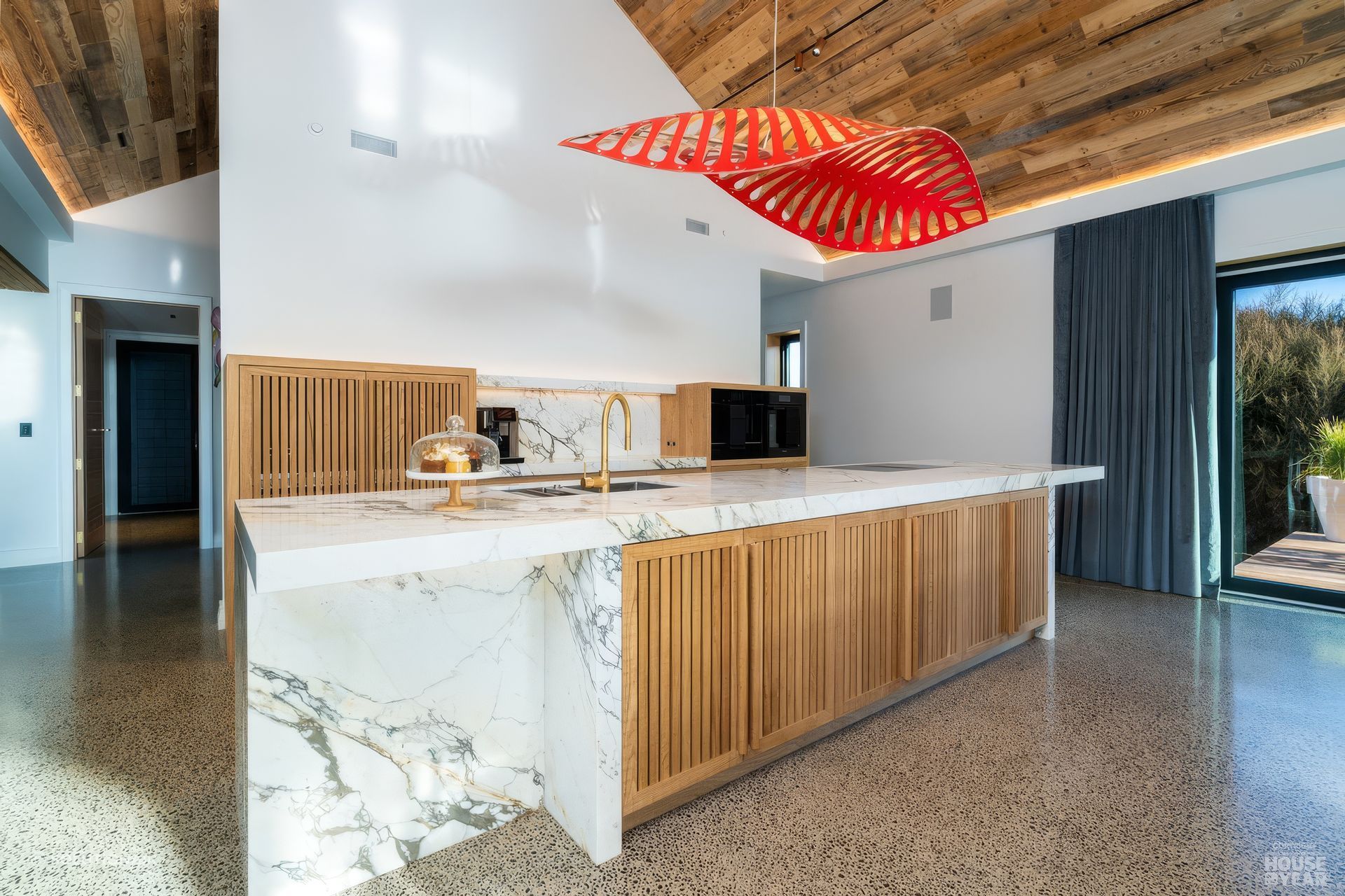 Subtle Holyoake wall grills supplied by Solutionair sit high on the kitchen wall.